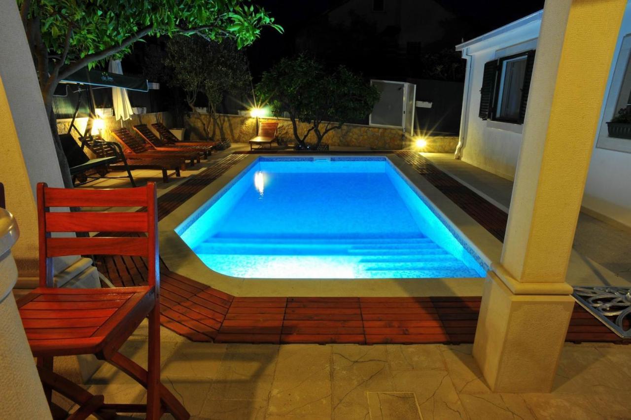 Villa Anni Sutivan Δωμάτιο φωτογραφία